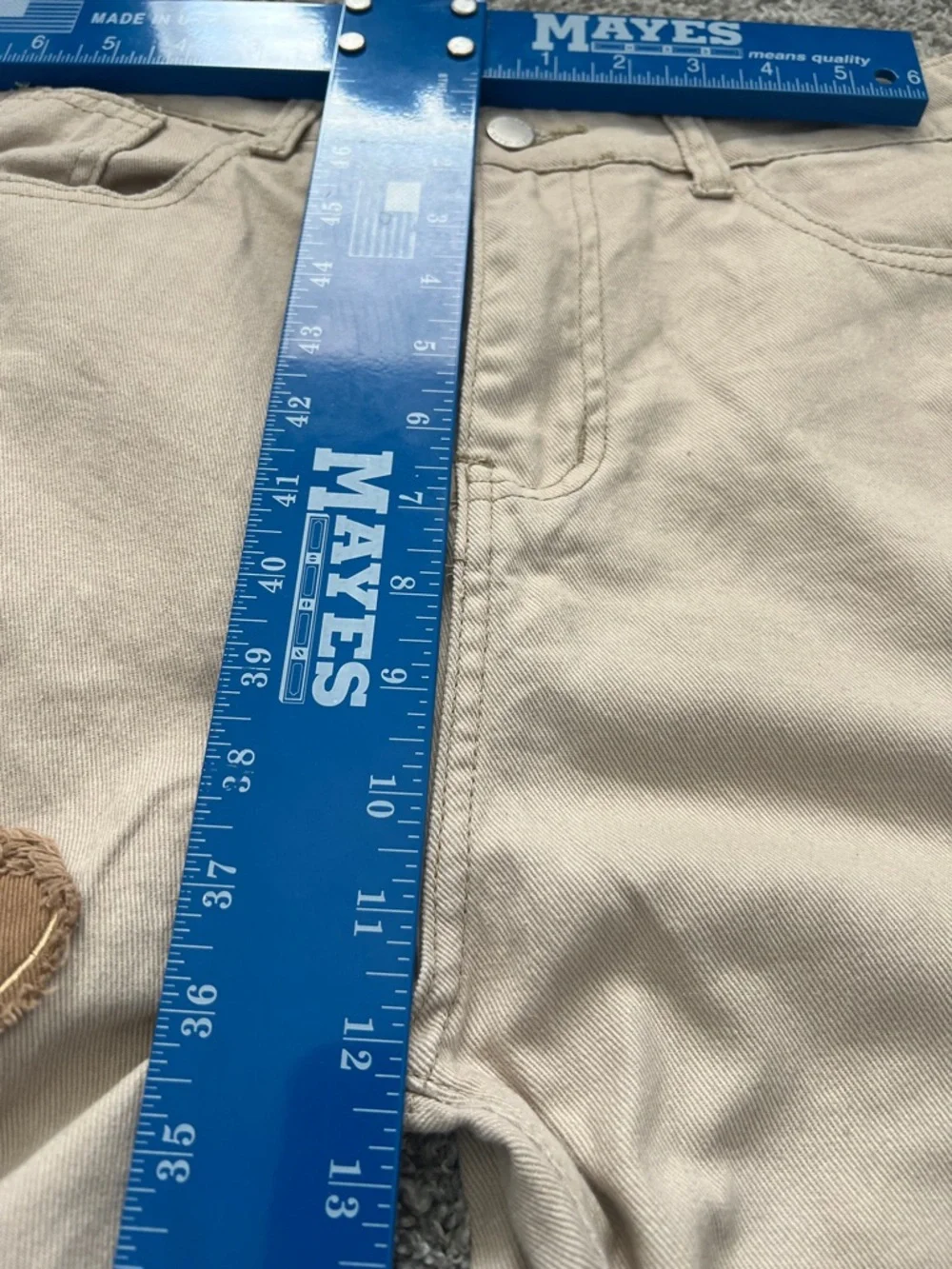 NWOT SHEIN Mod Cream Denim Flare Jeans with Brown Denim Heart Patches - Size 30 - Picture 10 of 11